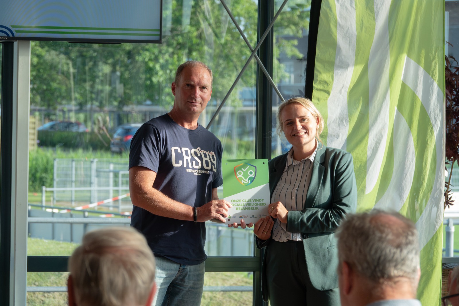 Hollandia T ontvangt certificaat voor Sociale Veiligheid